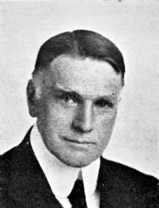Henrik Bull