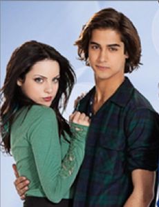 Avan Jogia and Elizabeth Gillies