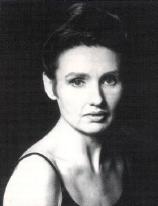 Lucia Dlugoszewski
