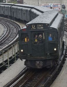 R9 (New York City Subway car)