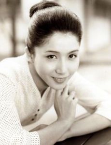Shima Iwashita
