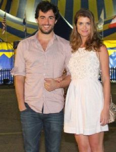 Felipe Simão and Aline Moraes