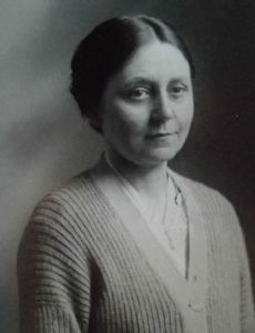 Yvonne Pouzin