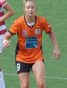 Larissa Crummer