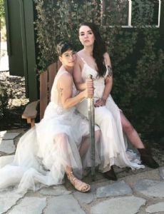 Noelle Stevenson and Molly Ostertag