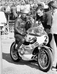 Kel Carruthers