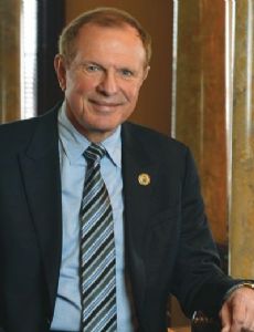 Raymond Lesniak