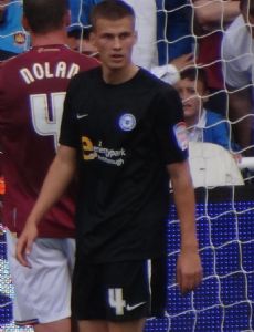 Ryan Bennett (footballer)