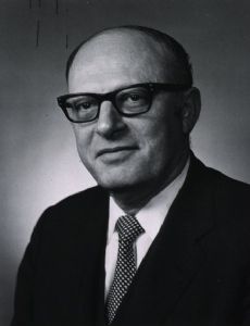 Edmund Klein