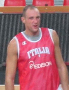 Marco Cusin