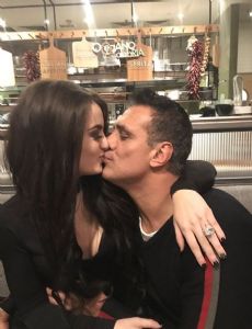 Alberto Rodríguez and Saraya Jade Bevis