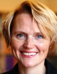 Anna-Karin Hatt