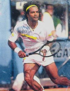 Ronald Agénor