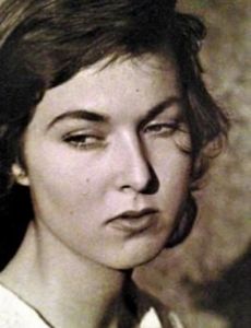 Corinna Adam
