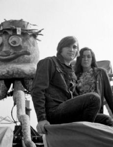 Carole Freedman and Dennis Wilson - FamousFix