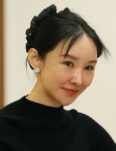 Wang Fang (singer)