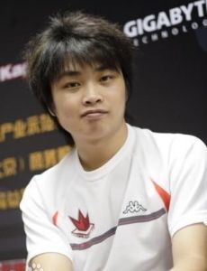 Li Xiaofeng (professional gamer)
