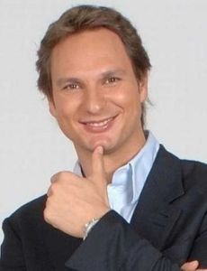 Javier Cárdenas (presenter)
