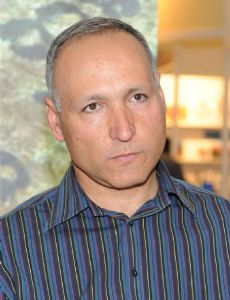Yossi Avni-Levy