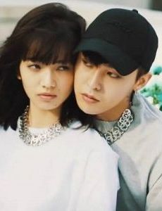 G-Dragon and Nana Komatsu
