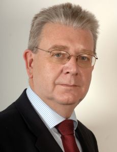 Michael Russell (politician)