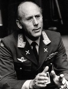 Fredrik Bull-Hansen
