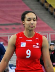 Alicia Ogoms