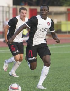 Pione Sisto