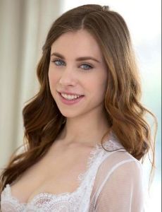 Anya Olsen