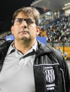 Guto Ferreira