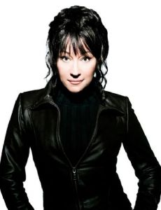 Holly Cole