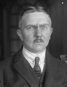 Hjalmar Schacht
