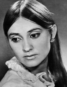 Larisa Kadochnikova