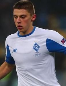 Vitaliy Mykolenko