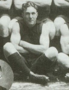 Les Thomas (footballer)