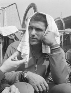 Vladimir Leonov (cyclist)