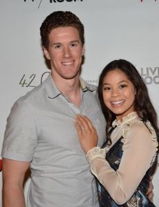 Eva Noblezada and Leo Roberts (I)