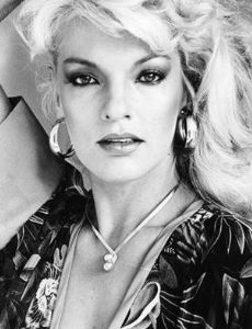 Wanda Seux