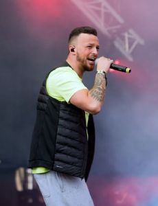 Azet (rapper)