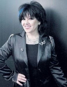 Dolly (Hungarian singer)