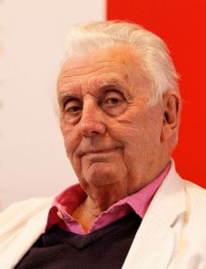 Gilles Lapouge