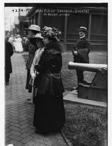 Dorothy Gould Burns
