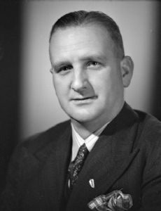Tom Skinner