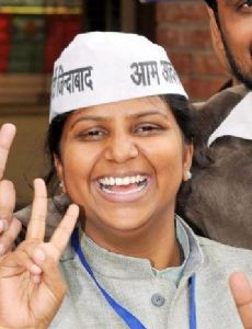 Rakhi Birla