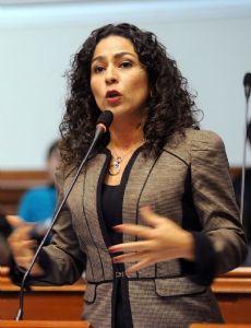 Cecilia Chacón