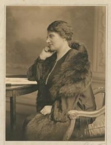 Barbara Retz