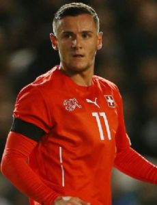 Shani Tarashaj