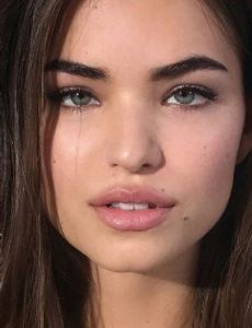 Laneya Grace
