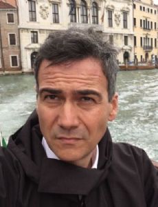 Andrea Bellini (curator)