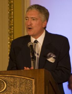 Pat Hughes (sportscaster)